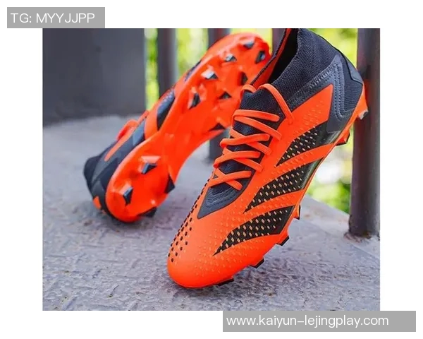 阿迪达斯足球鞋海报展现运动激情与专业性能的完美结合